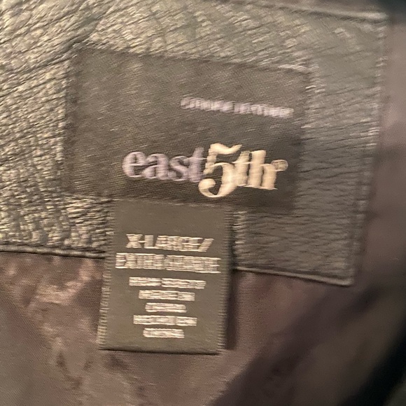 Leather jacket - Picture 2 of 2